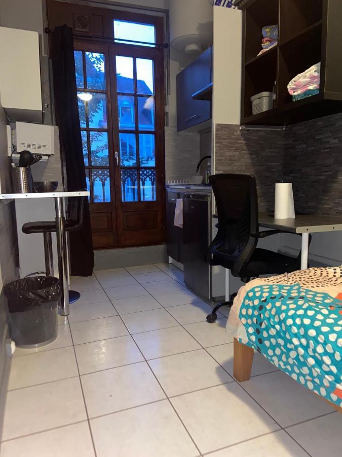 Апартаменти Emplacement Ideal : Studio Au Coeur De Dijon Disponible En Location Екстер'єр фото